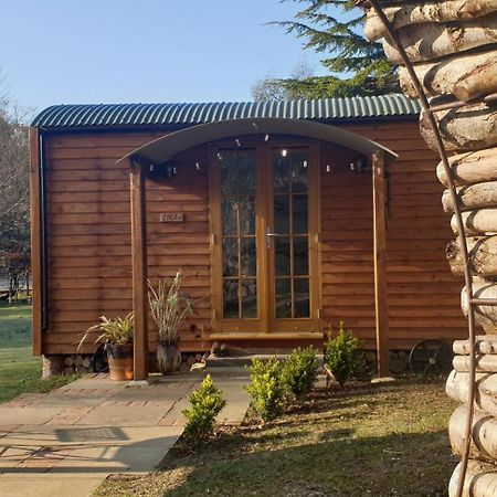 Sika Hut Villa Уеърхам Екстериор снимка