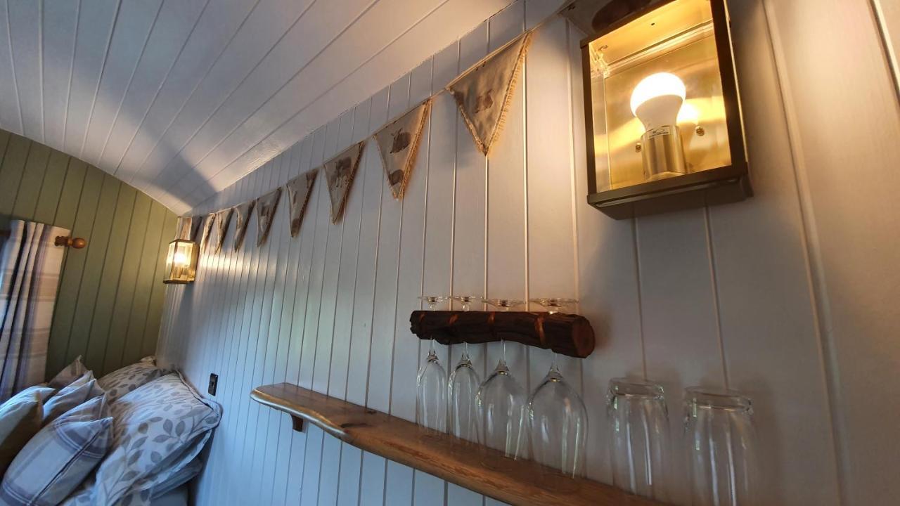 Sika Hut Villa Уеърхам Екстериор снимка